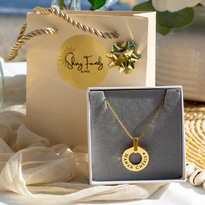 Engravable Necklace – Circle of Love Model