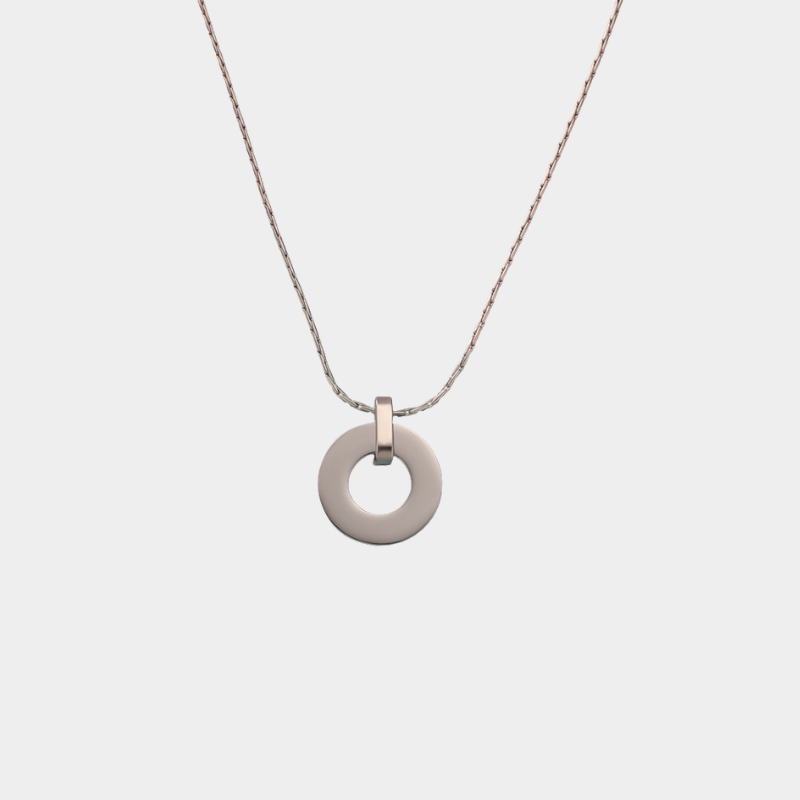 Engravable Necklace – Circle of Love Model