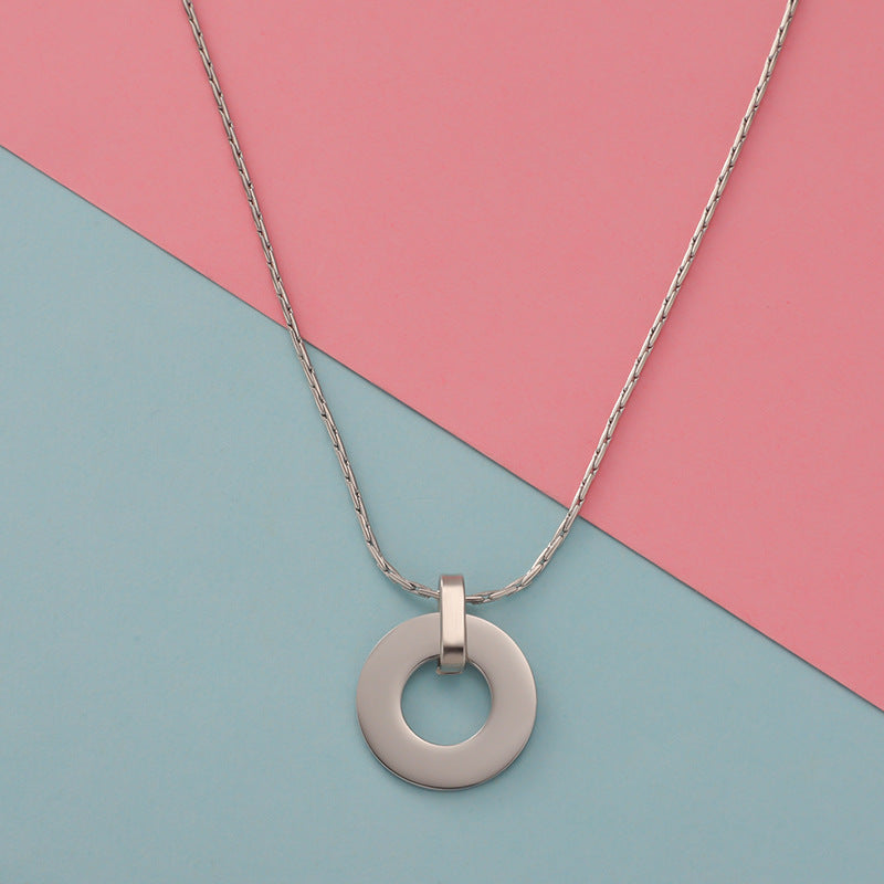 Engravable Necklace – Circle of Love Model